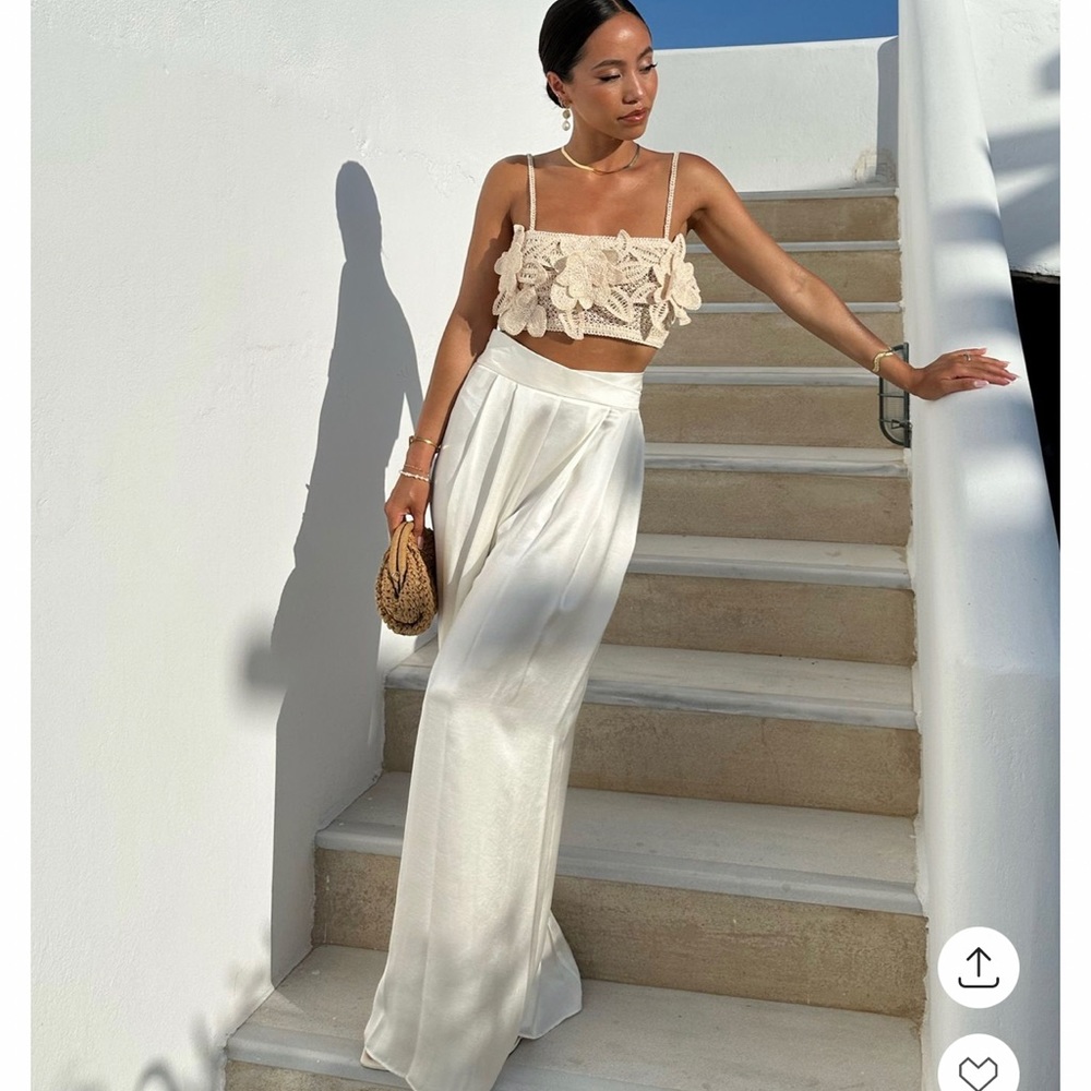 ZARA CROCHET CROPPED TOP S,M,L NWT BEIGE size MEDIUM